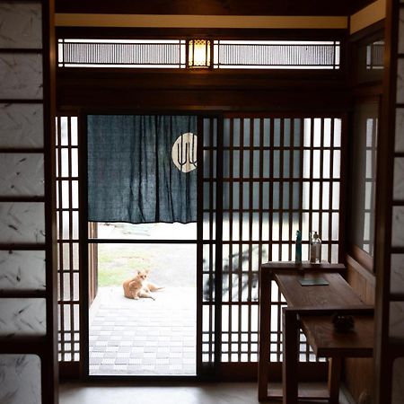 猫と図書館のある宿 草地家 Kusachike Minamiawaji Bagian luar foto